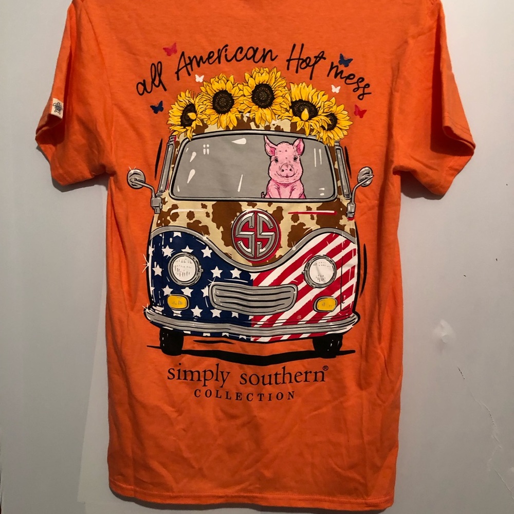 New with tags Women’s simply southern shirt size small